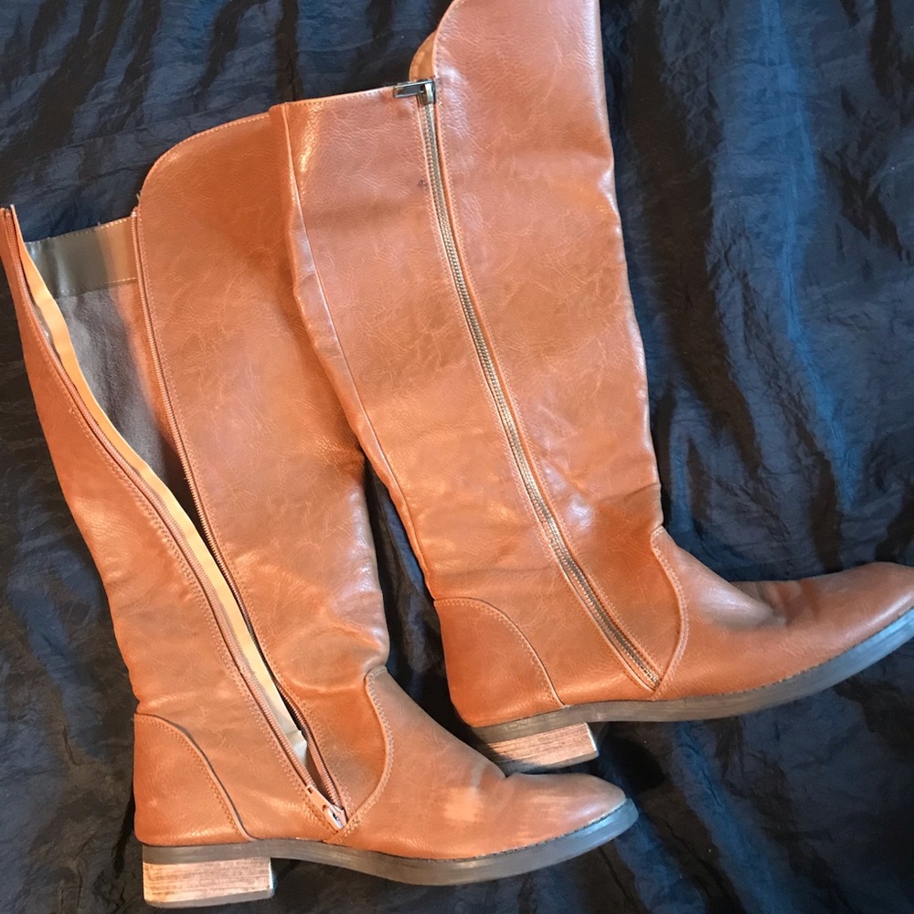 Steve Madden Riding Boots - Picture 2 of 5
